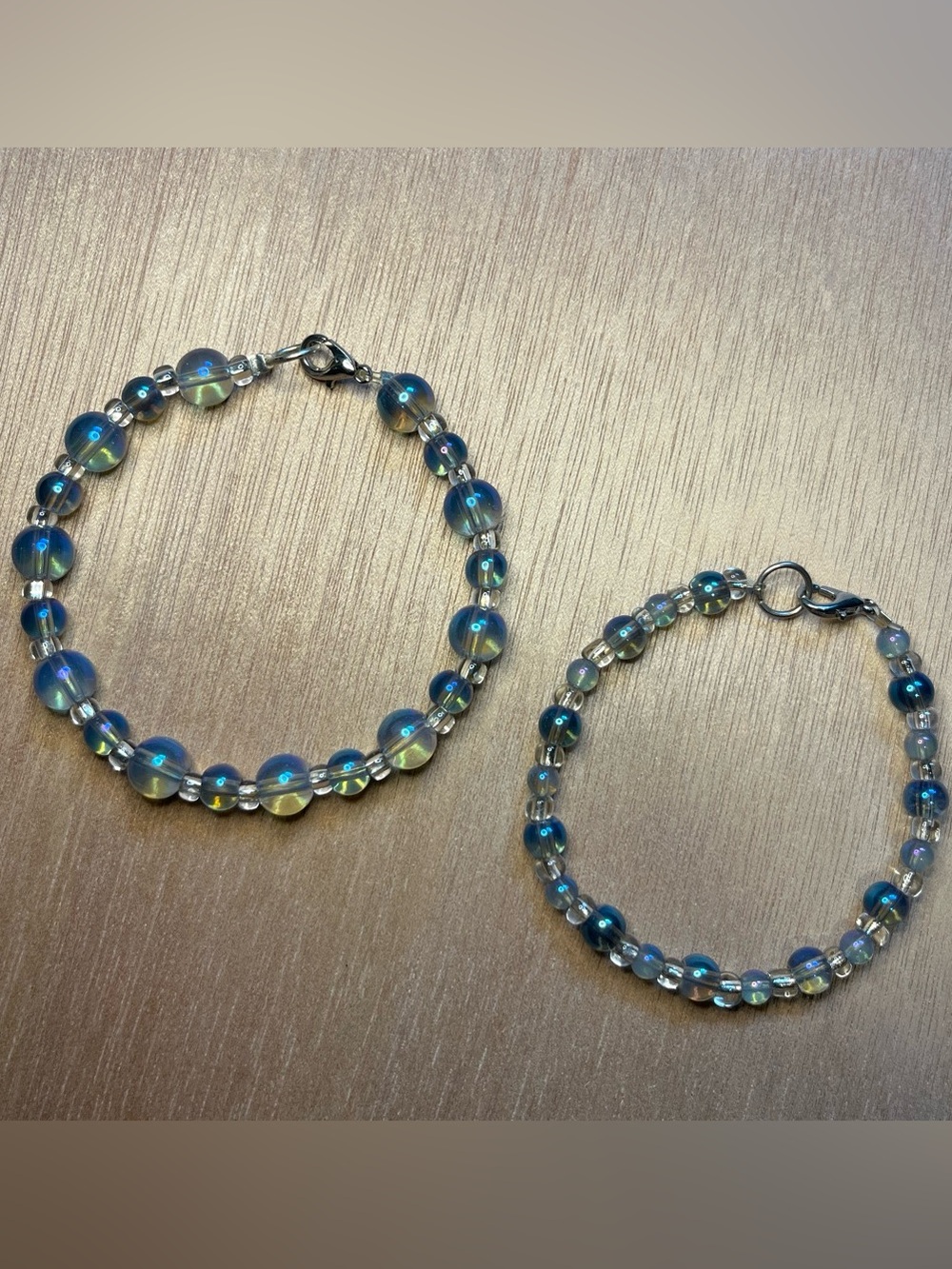 Iridescent purple Glass Bead Bracelet - Women Jewelry